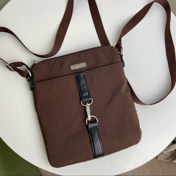 Brown Nylon Baggallini Crossbody Purse with Light Blue Interior